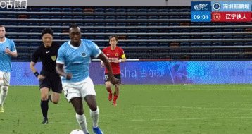 玄智健左路传中，韦斯利爆射破门，新鹏城1-0铁人