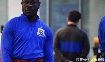 中超最佳阵容：吴曦吴曦双响基莱斯送助攻助津门虎脱困