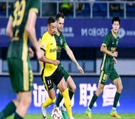 中超-米特里策传射陶强龙替补绝杀 浙江3-2海牛