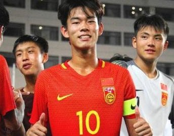 国少热度一天比一天高，本卢又双叒叕开始忏悔