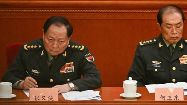 官宣离队后，暂无任何巴萨队友在社媒单独发帖送别费兰