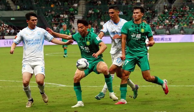 足协杯国安3-1淘汰兰州，张玉宁破门争议战